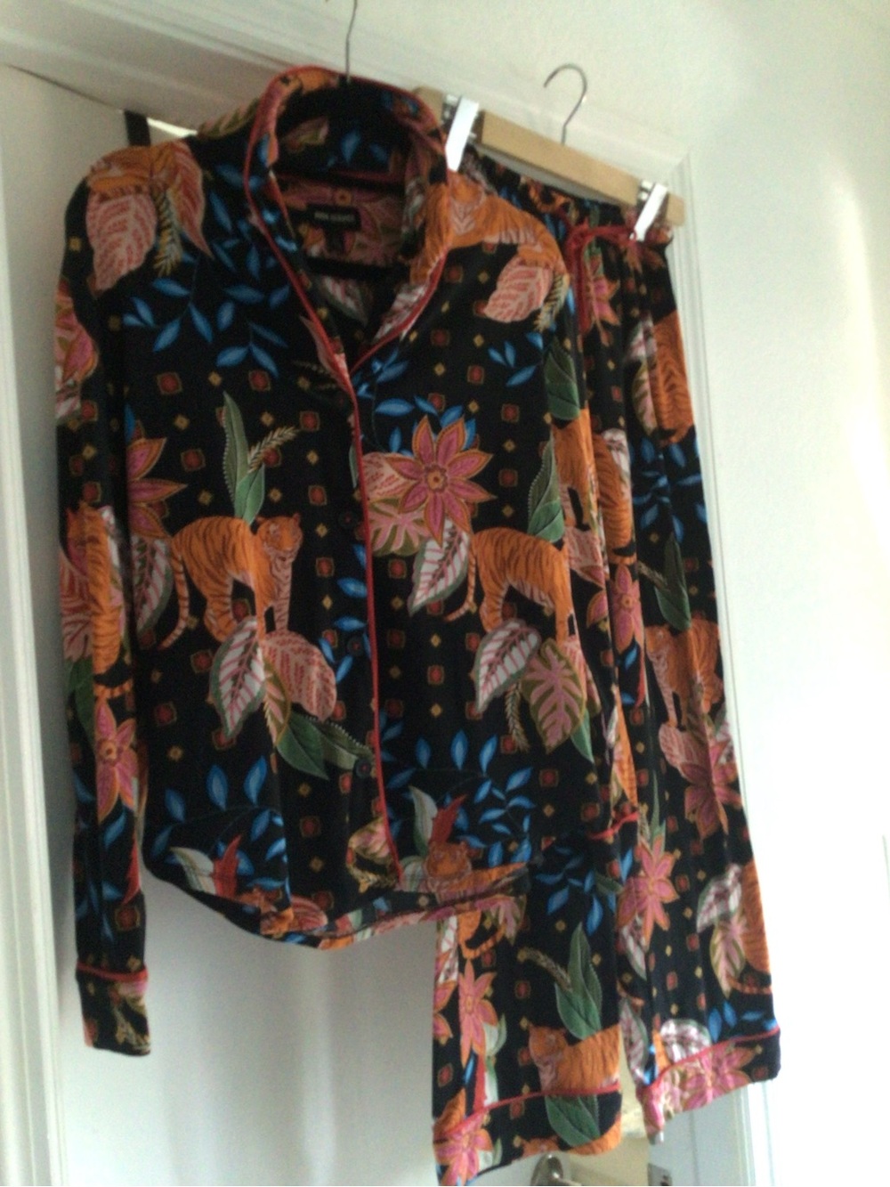 Floral Tiger Print Pajama Set - Black / Multicolor